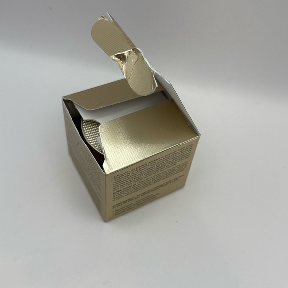 Avon Isa Knox LXNEW Ultimate Rejuvenating Dual Night Cream .84 fl oz - Picture 6 of 7